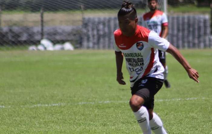 Denis Leiva 2