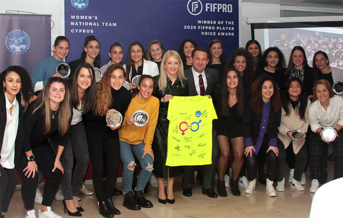 Cyprus Women 1 2 1100