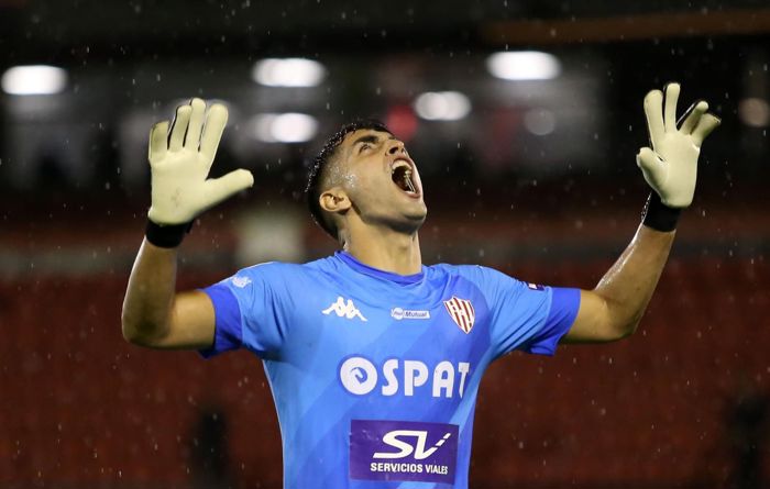 Santiago Mele celebrating